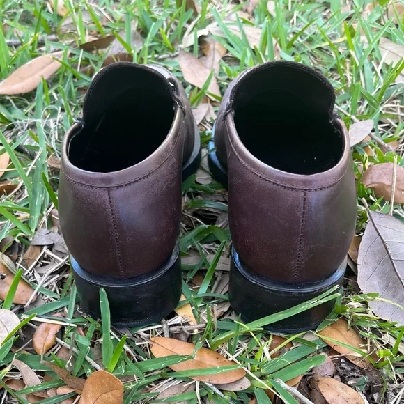 Gucci GG Leather Loafers - Picture 6 of 9